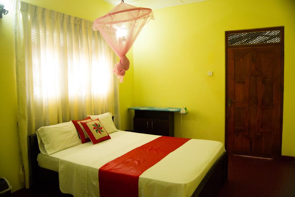 Sigiri Sithru Home Stay Szigirija Kültér fotó